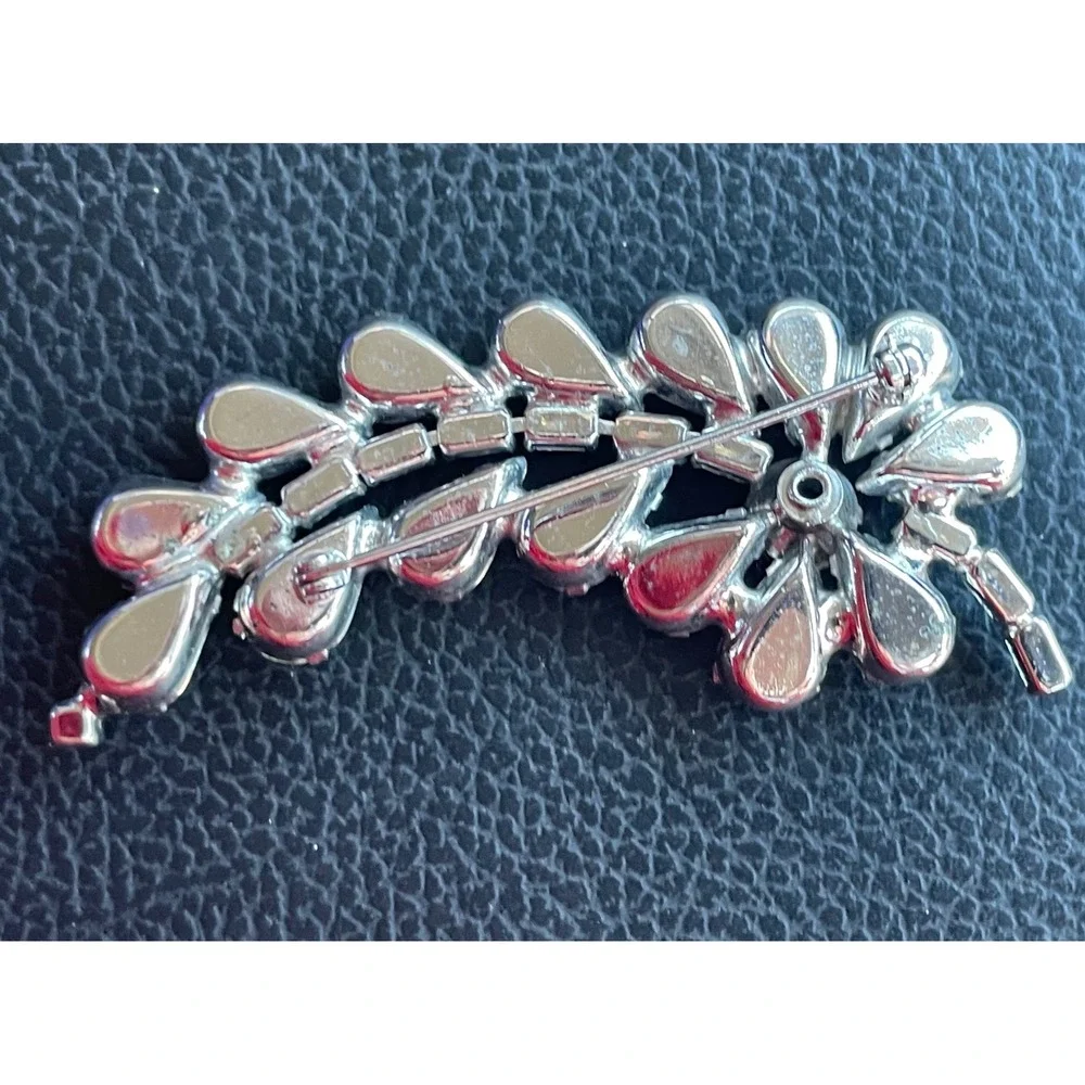 Vintage Silver Tone Clear Rhinestone Floral‎ Leaf Spray Brooch Pin Mid-Century